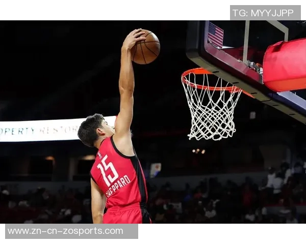 活塞主帅称白魔对CC犯规不当赞扬后者展现出顽强韧性