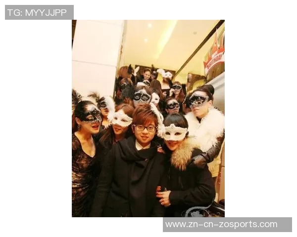 裸奔女郎19年后华丽转身成飞行员引发热议