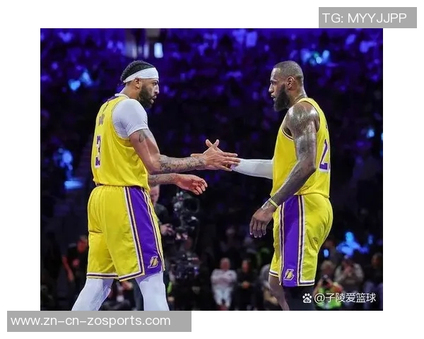 34号秀对位浓眉表现出色7中7砍下14分10板正负值高达24